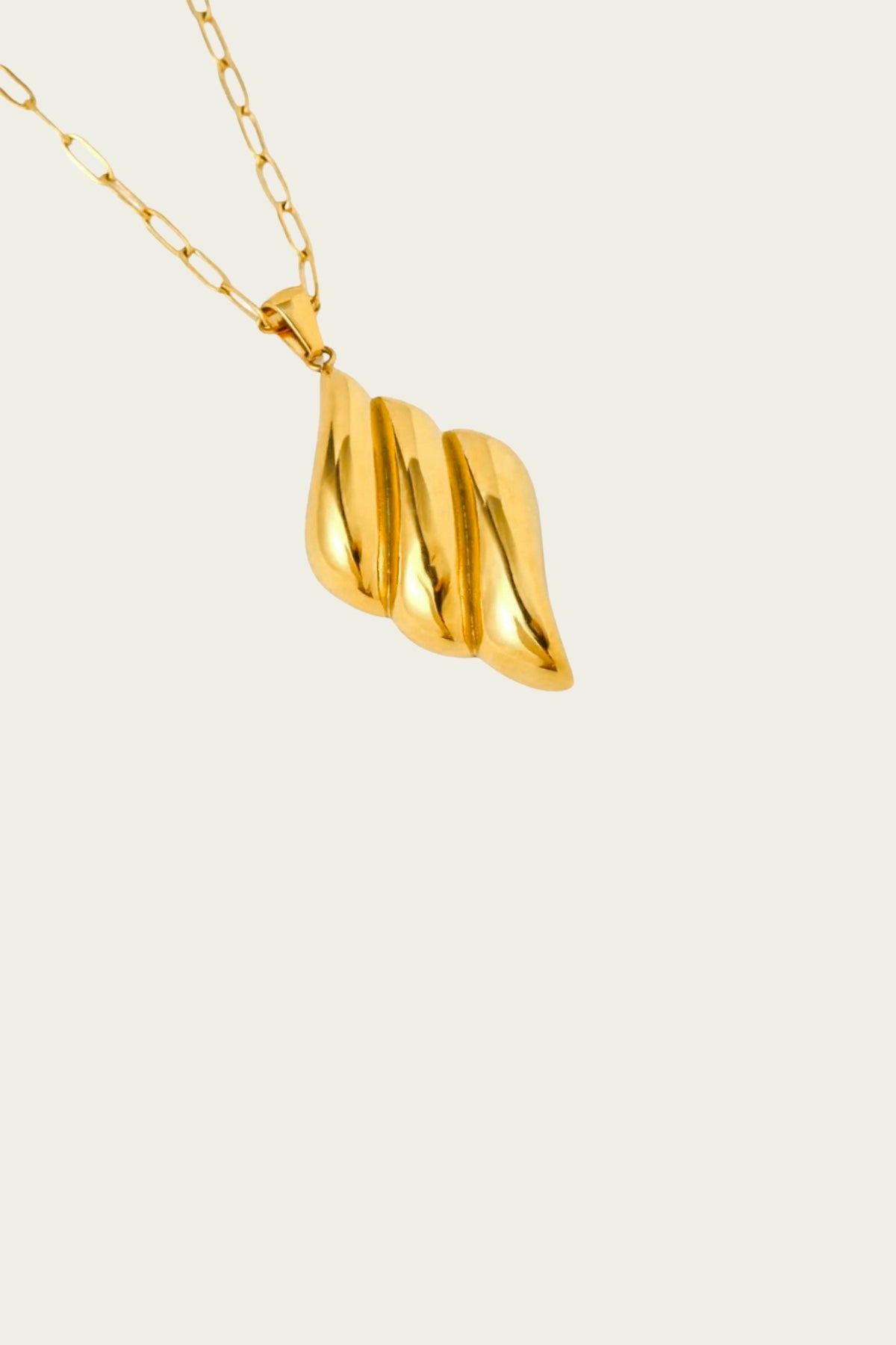 Saya Necklace
