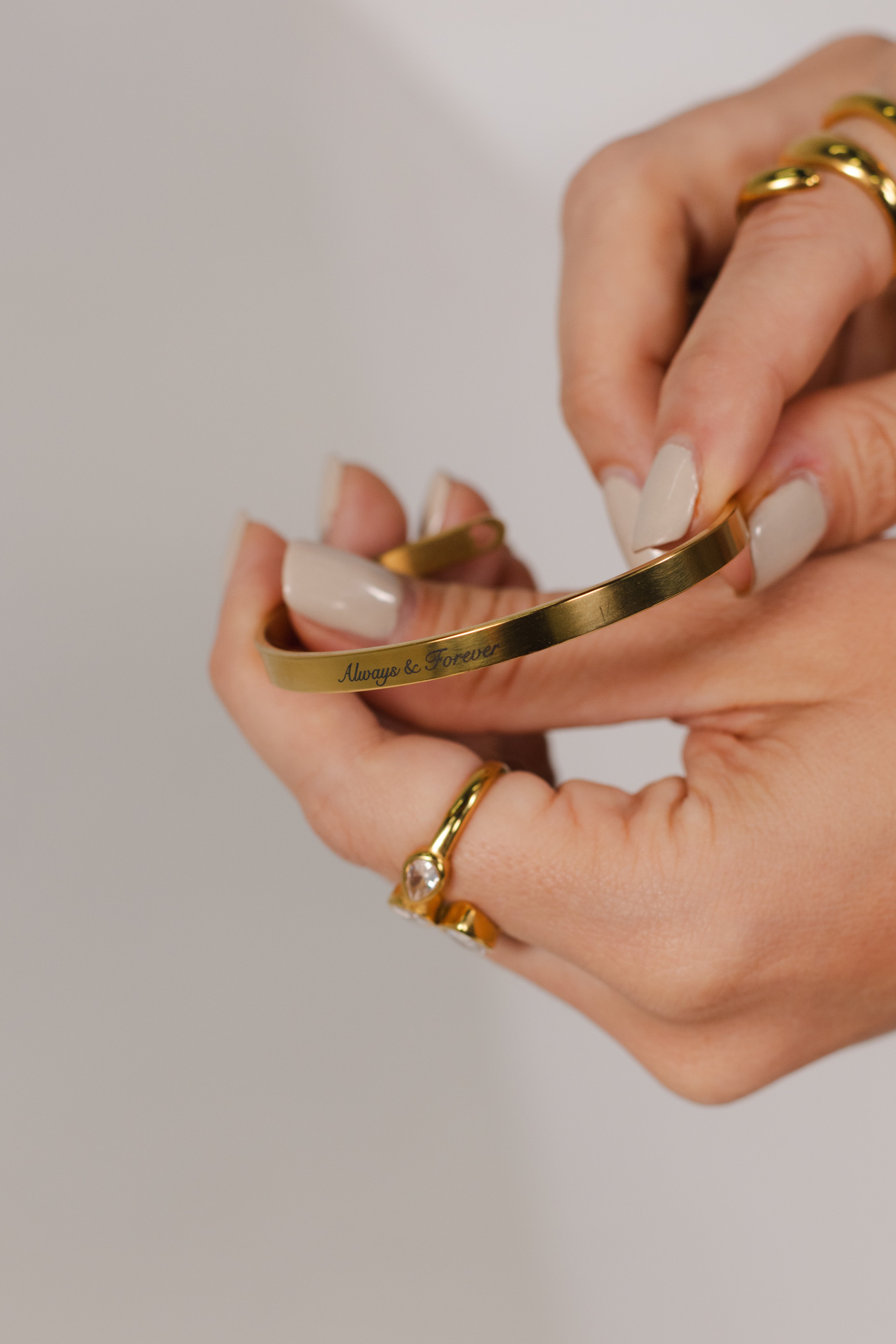 Bracelet - Engraved Edition