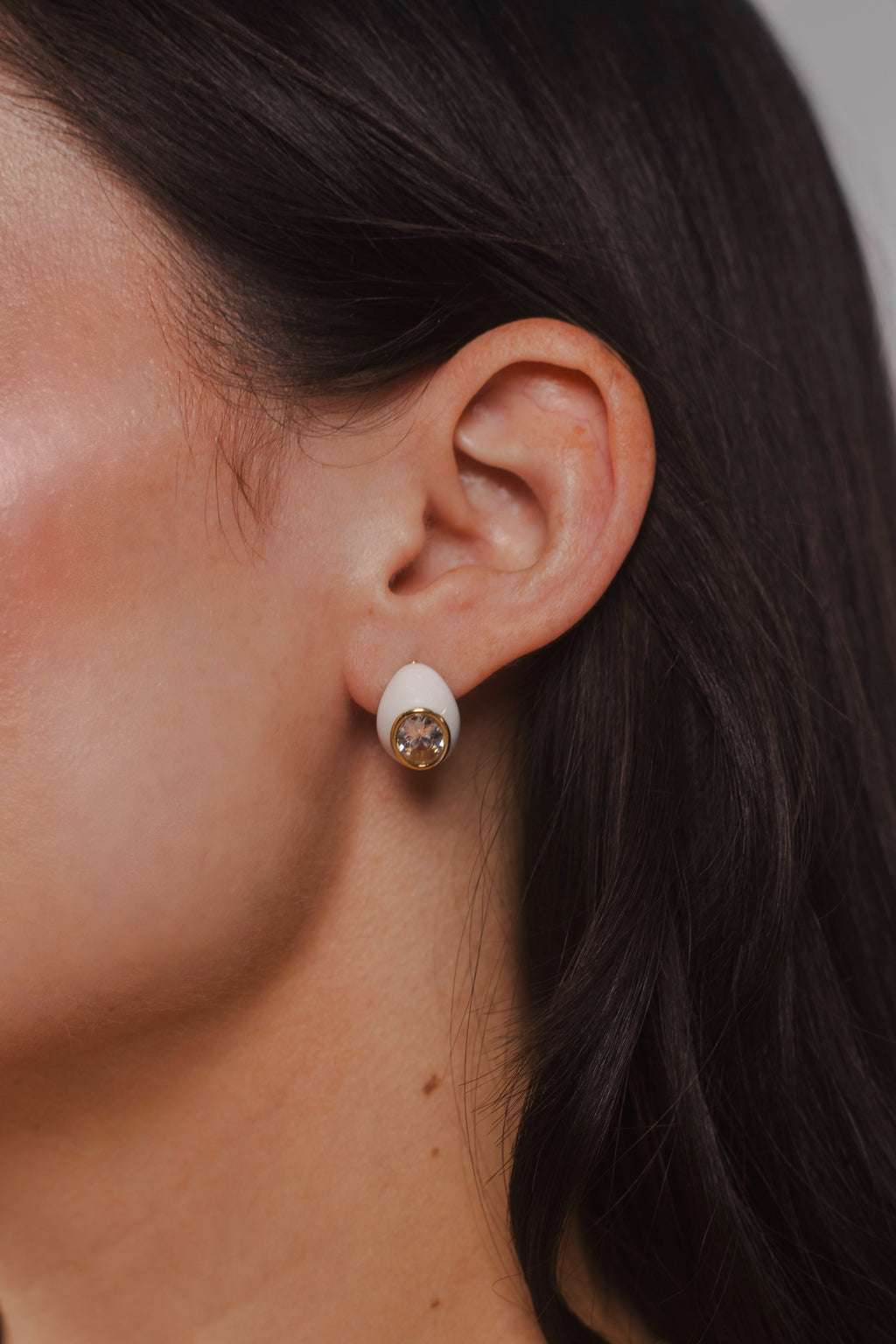 Vanilla Glow Earrings