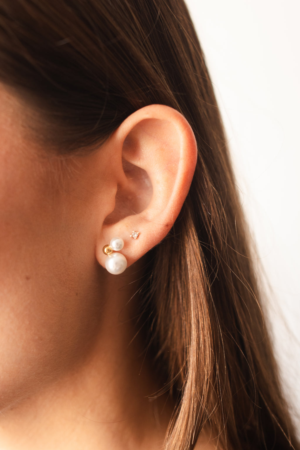 Luz Pearl Studs