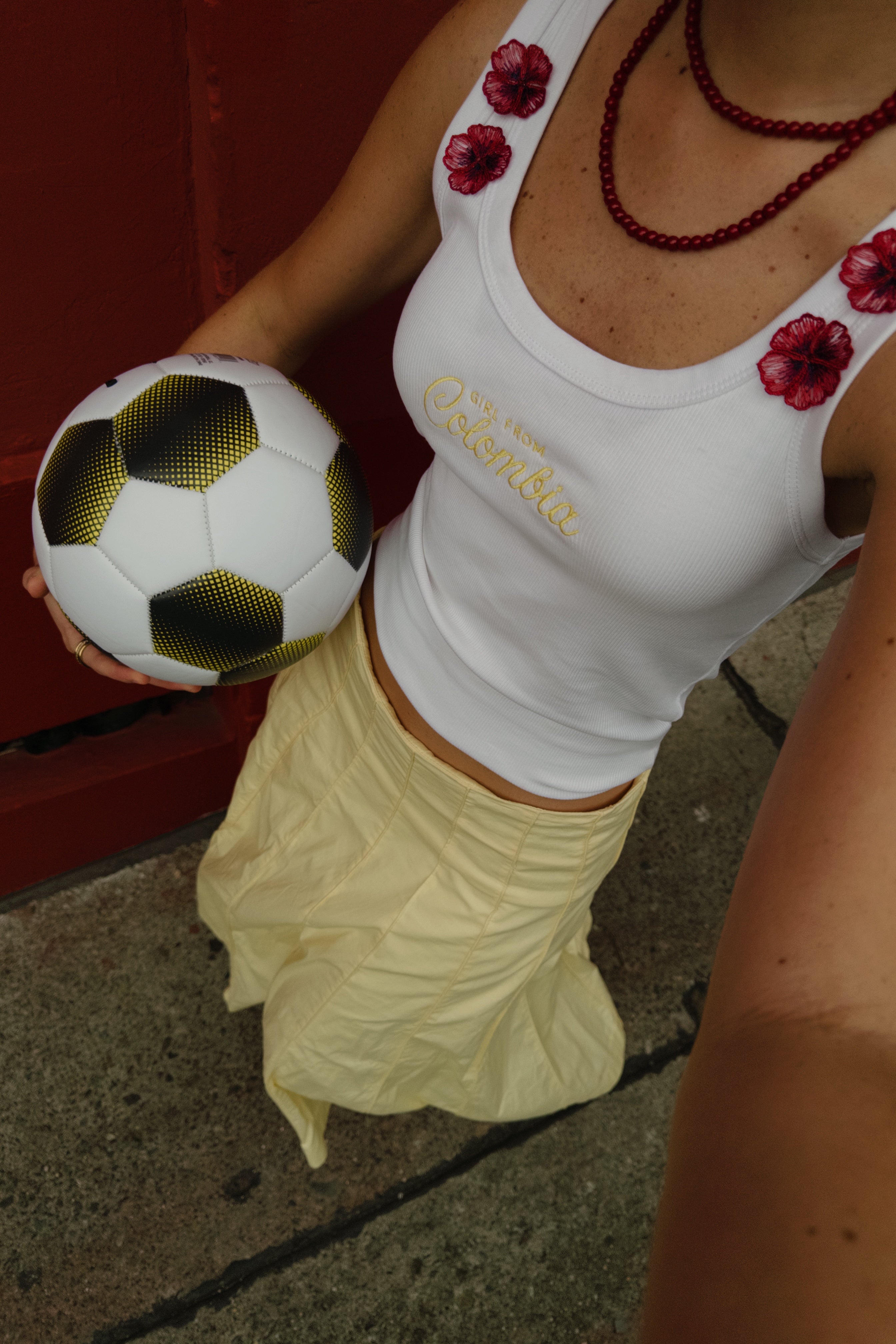 GIRL FROM COLOMBIA - PRE ORDER