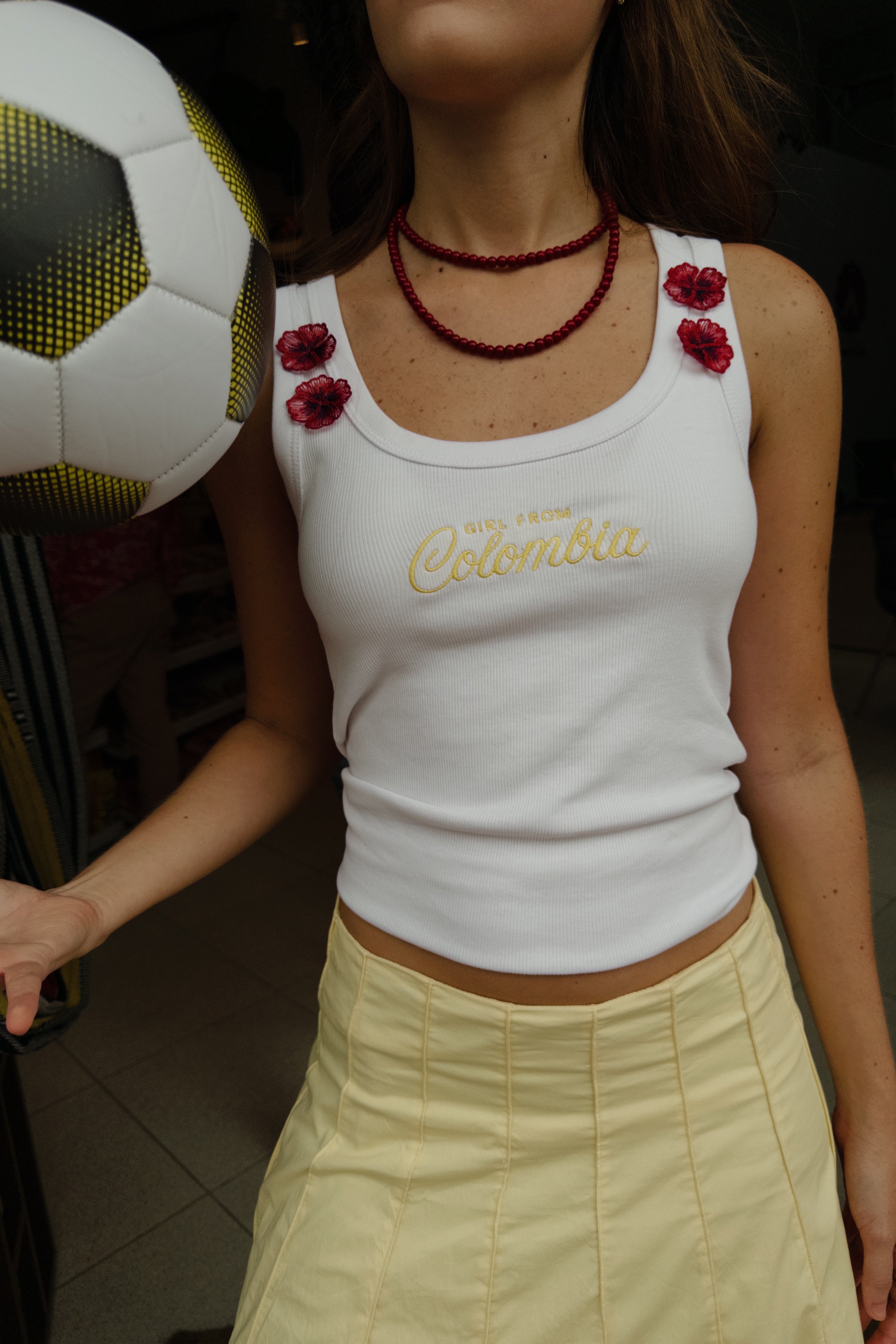 GIRL FROM COLOMBIA